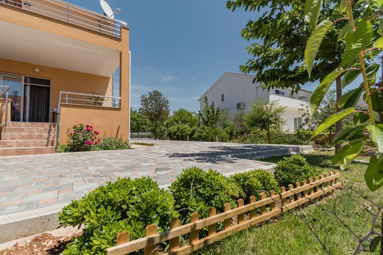 Guesthouse Miranda NP Krka Lozovac Exterior foto