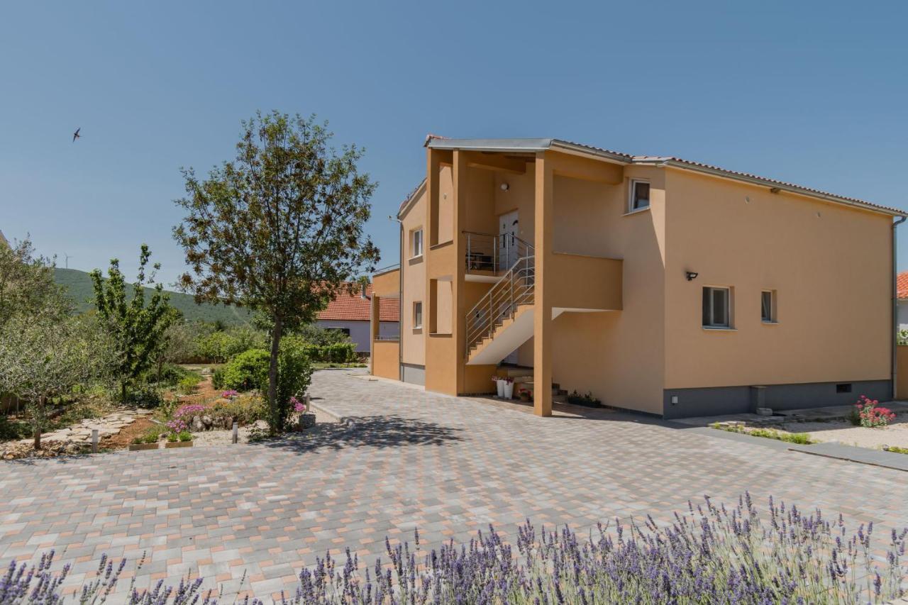 Guesthouse Miranda NP Krka Lozovac Exterior foto